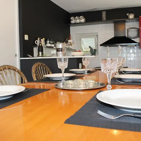 Apartment Pinewood Krk Town