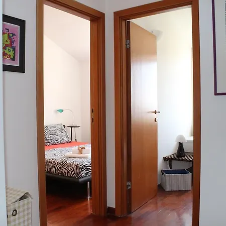 Pinewood Apartment