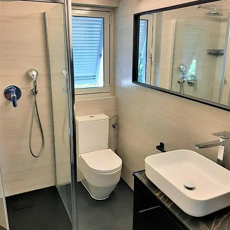 Apartment Pinewood Krk Town