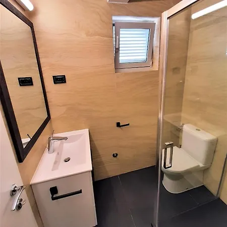 Pinewood Apartman