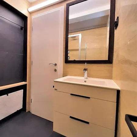 Apartment Pinewood