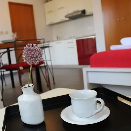 Apartment Pinewood *